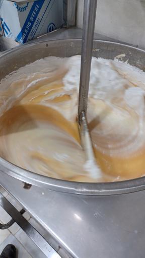 عکس تولیدی حلوا ارده نوین و شاهد نام