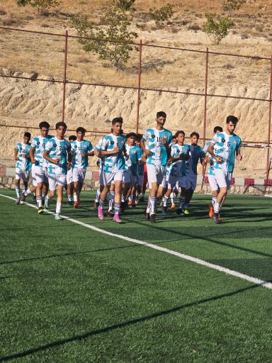 مدرسه فوتبال شهید همت