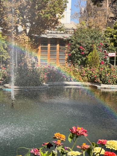 عکس باغ و عمارت شاپوری