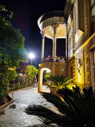 عکس باغ و عمارت شاپوری