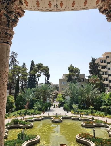 عکس باغ و عمارت شاپوری