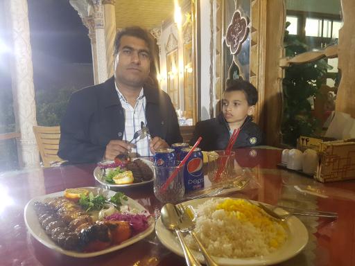 عکس باغ و عمارت شاپوری
