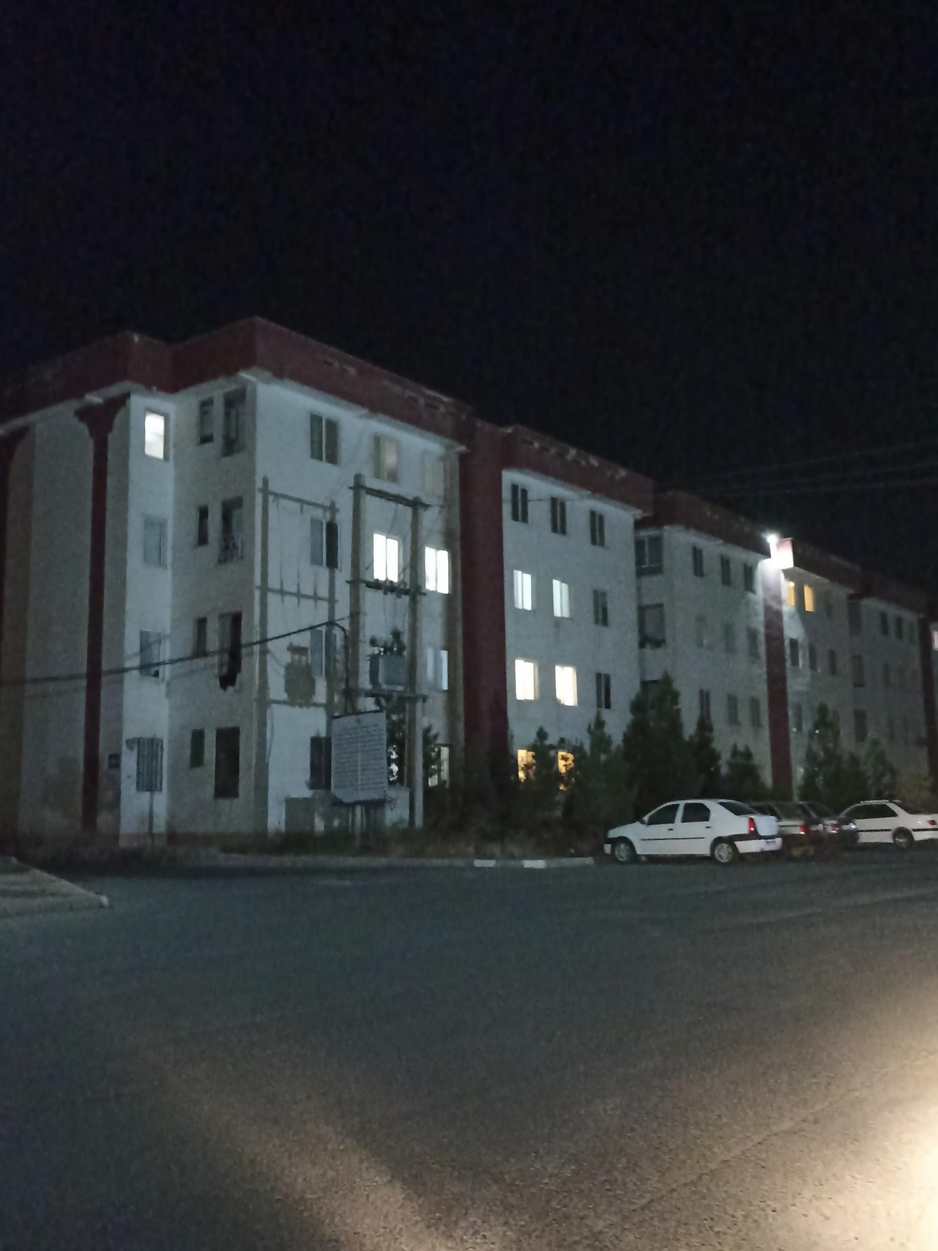 عکس مجتمع مسکونی ارغوان 