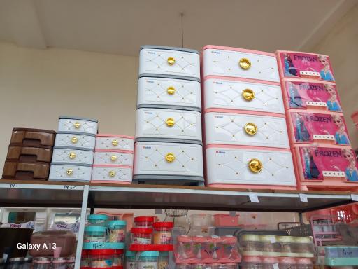 عکس سرای خانه و آشپزخانه بانو