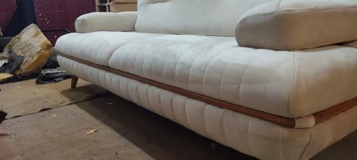 عکس تعمیرات مبل روشا