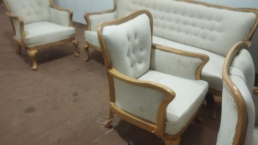 عکس تعمیرات مبل روشا