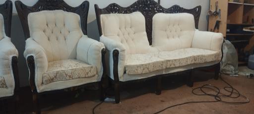 عکس تعمیرات مبل روشا