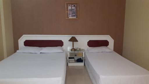 عکس هتل آپارتمان کوروش