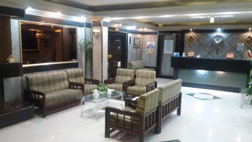 عکس هتل آپارتمان کوروش