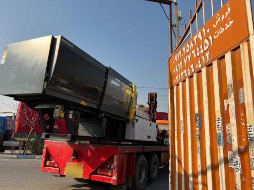 عکس دستگاه تزریق پلاستیک نادری