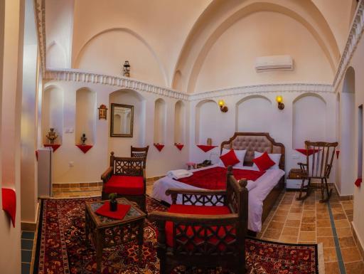 عکس هتل سرای باقی