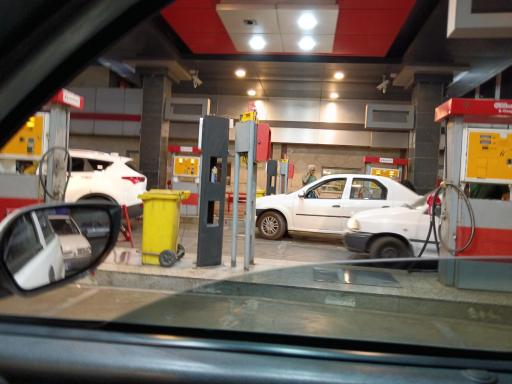 عکس پمپ بنزین صلحی