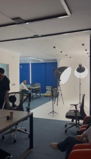 عکس استودیو تولید محتوا و مارکتینگ دیناین