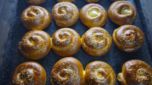 عکس شیرینی و نان فانتزی نانک 