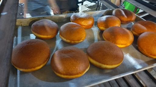 عکس شیرینی و نان فانتزی نانک 