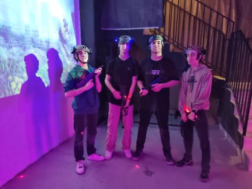 عکس باشگاه لیزرتگ ترون