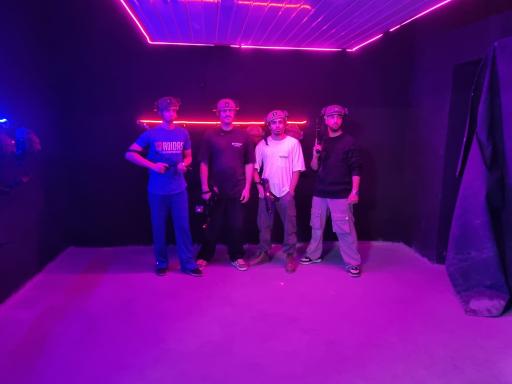 عکس باشگاه لیزرتگ ترون