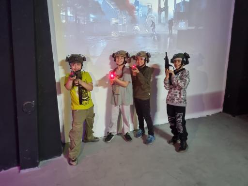 عکس باشگاه لیزرتگ ترون