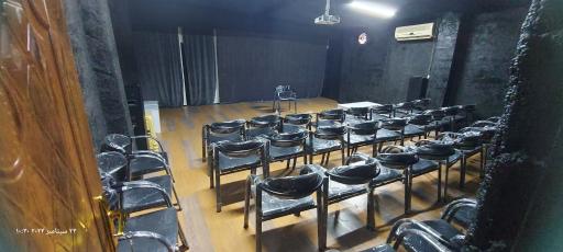 عکس آموزشگاه هنرهای نمایشی روزنه آبی
