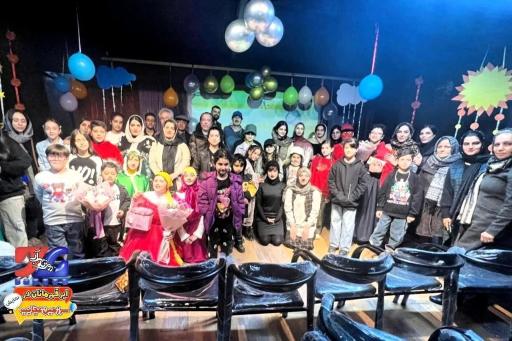 عکس آموزشگاه هنرهای نمایشی روزنه آبی