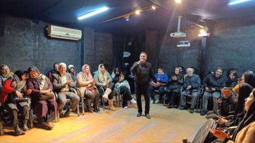 آموزشگاه هنرهای نمایشی روزنه آبی