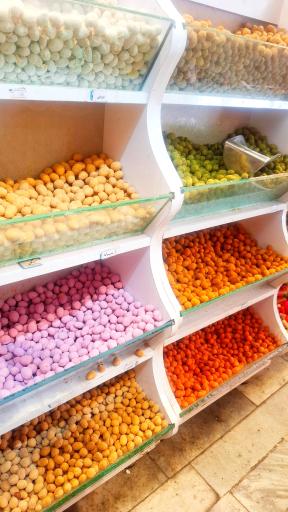 عکس آجیل ترش و شیرین