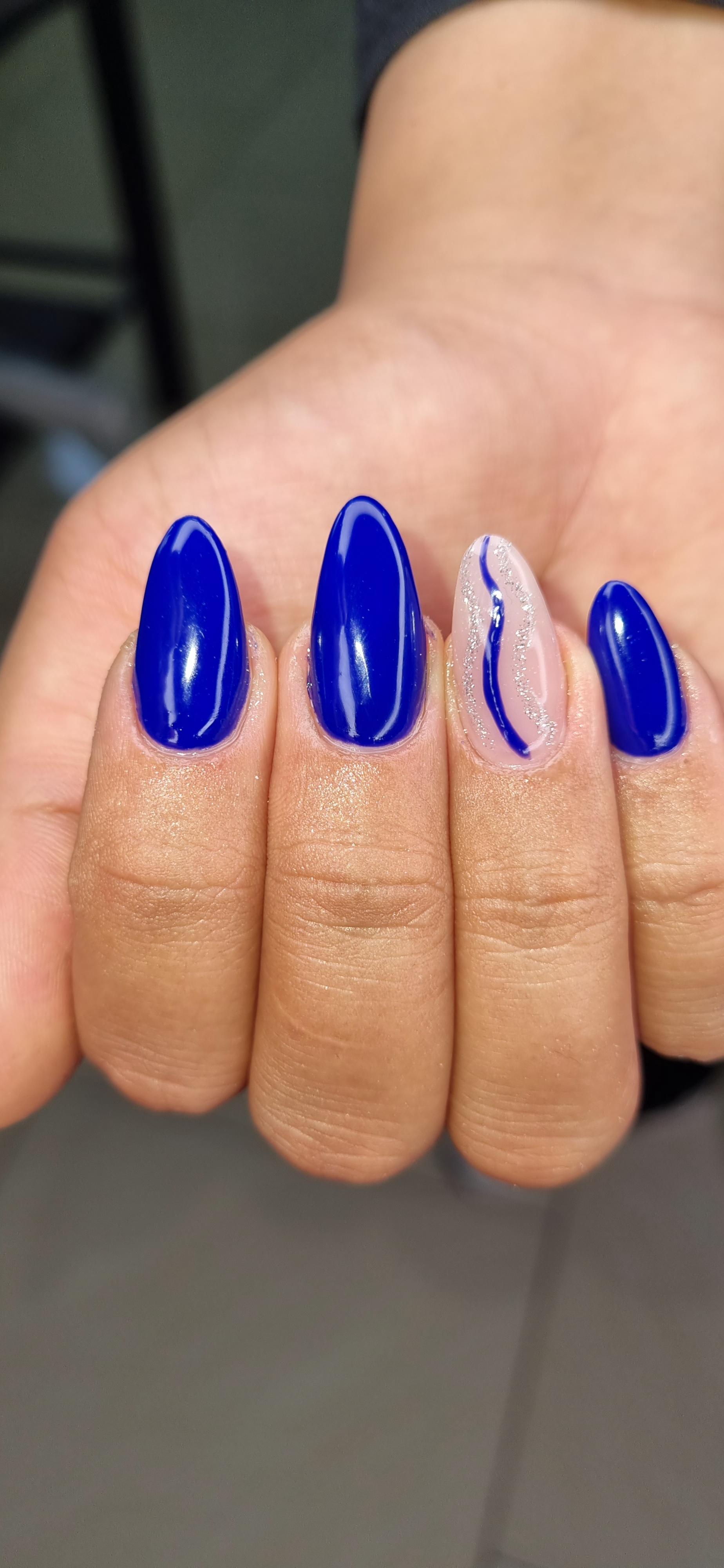 عکس خدمات ناخن فرشته