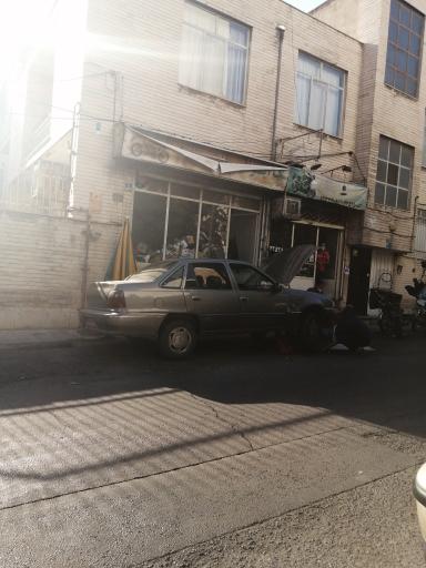 عکس خدمات برق، کولر و دزدگیر ادیک