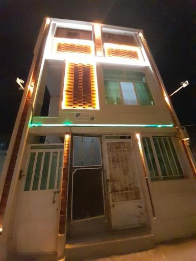 عکس تاسیسات و خدمات مهدیزاده
