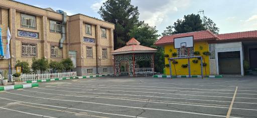 عکس دبیرستان فرزانگان 4
