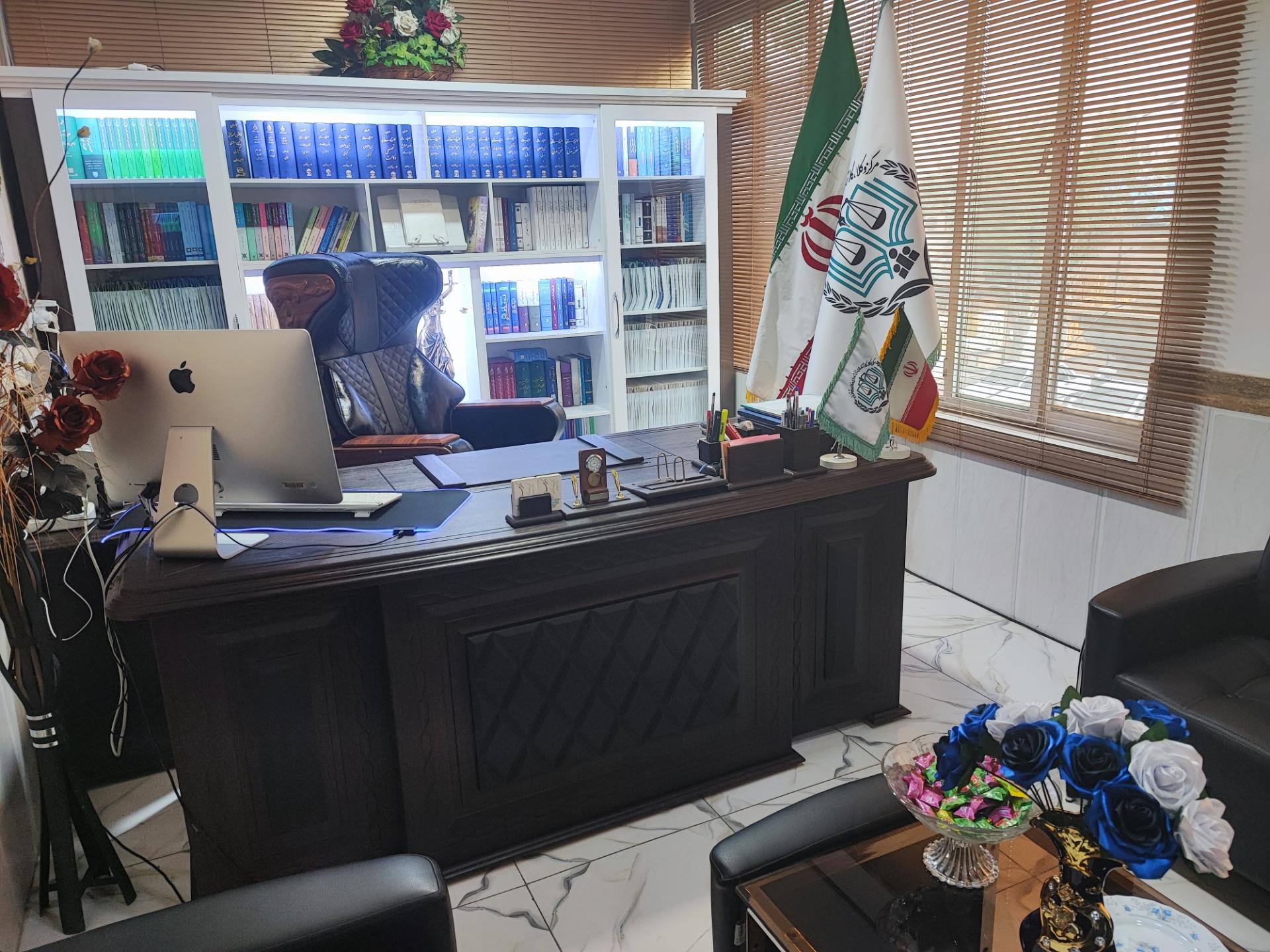 عکس دفتر وکالت اکبر جعفرنژاد