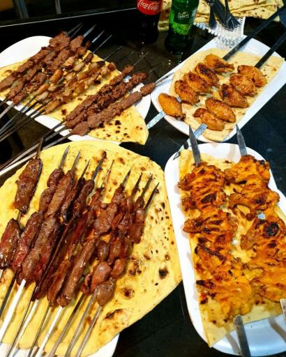 عکس طباخی و غذاهای سنتی کوثر