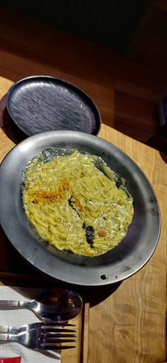 رستوران آش گزنه