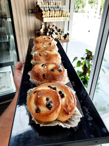 عکس نان شیرینی آزادگان 