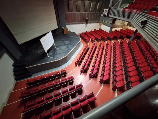 عکس مجتمع فرهنگی هنری استاد فرشچیان