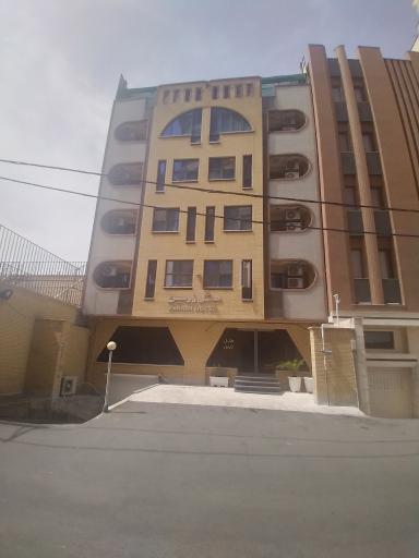 عکس هتل آپارتمان زرین قم