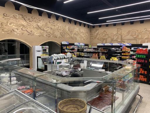 عکس فروشگاه زنجیره ای نجم خاورمیانه