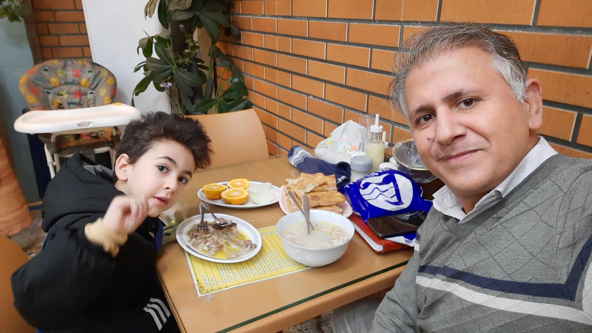 عکس طباخی کیانوش رشت