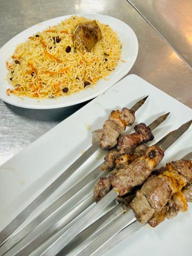 عکس رستوران بامی