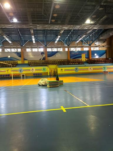 عکس سالن ورزشی فجر