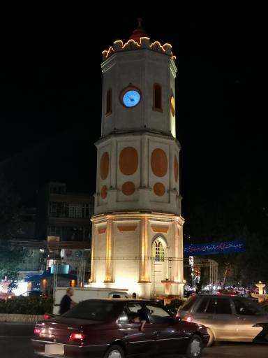 عکس میدان و برج ساعت