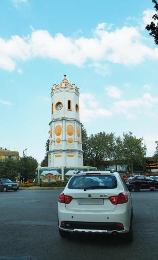 عکس میدان و برج ساعت