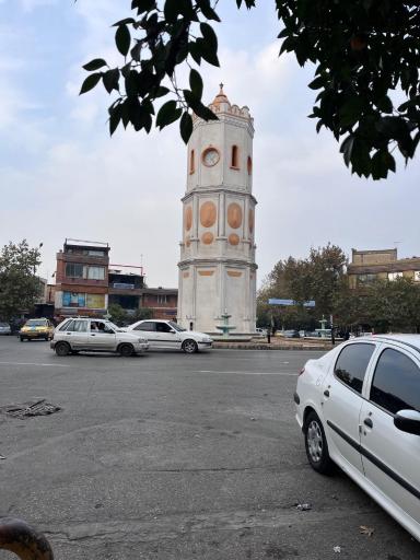 عکس میدان و برج ساعت