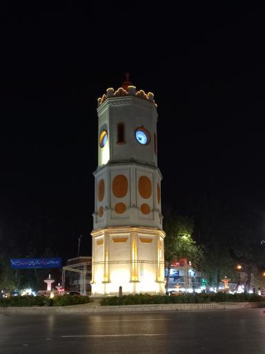 عکس میدان و برج ساعت