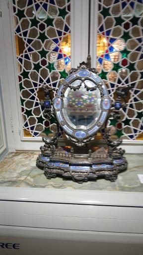 عکس عمارت قصر آینه