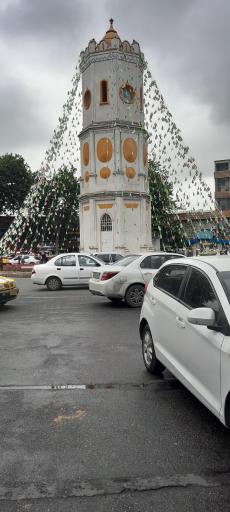 عکس میدان و برج ساعت