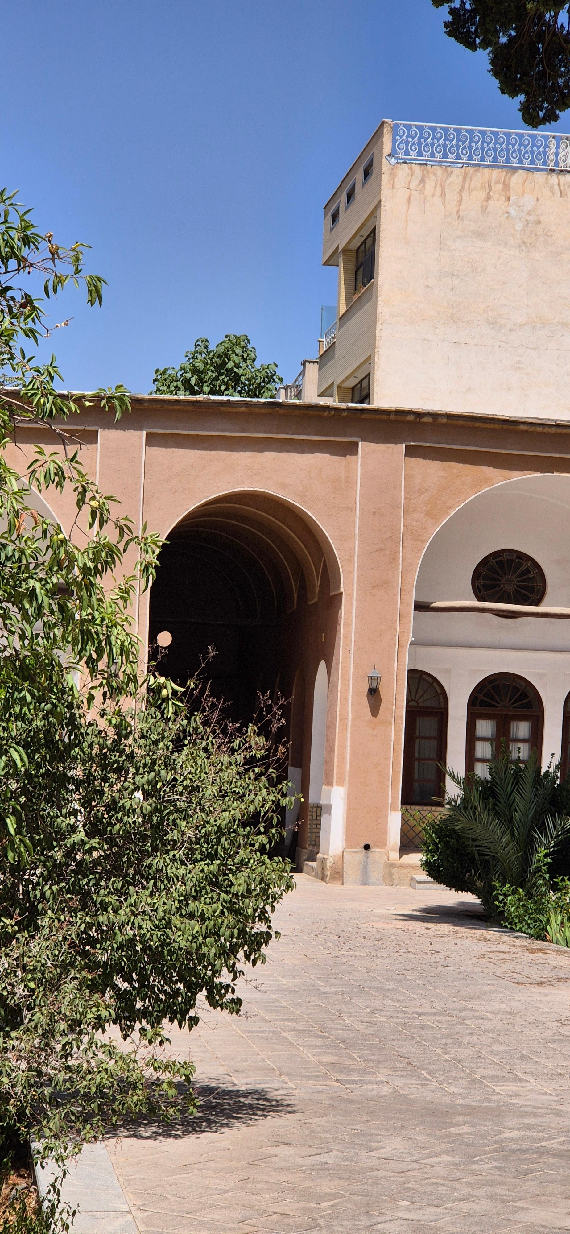 عکس کلیسای گریگور منور مقدس