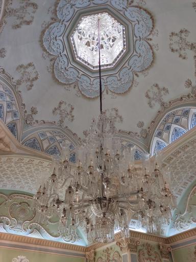 عکس عمارت قصر آینه