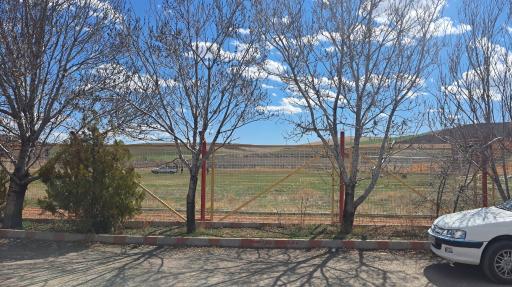 عکس استادیوم دو هزار نفری آزادی هشترود