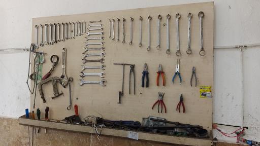 عکس تعمیرگاه علی بابا